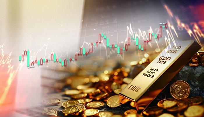 黄金高歌猛进，资金分歧暗流涌动，未来走势如何？